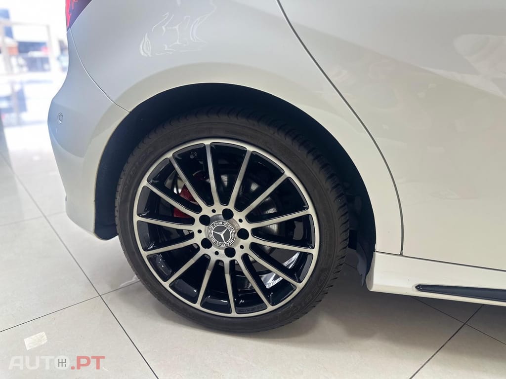 Mercedes-Benz A 180 Dynamic Edition