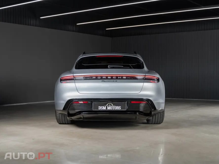 Porsche Taycan 4S