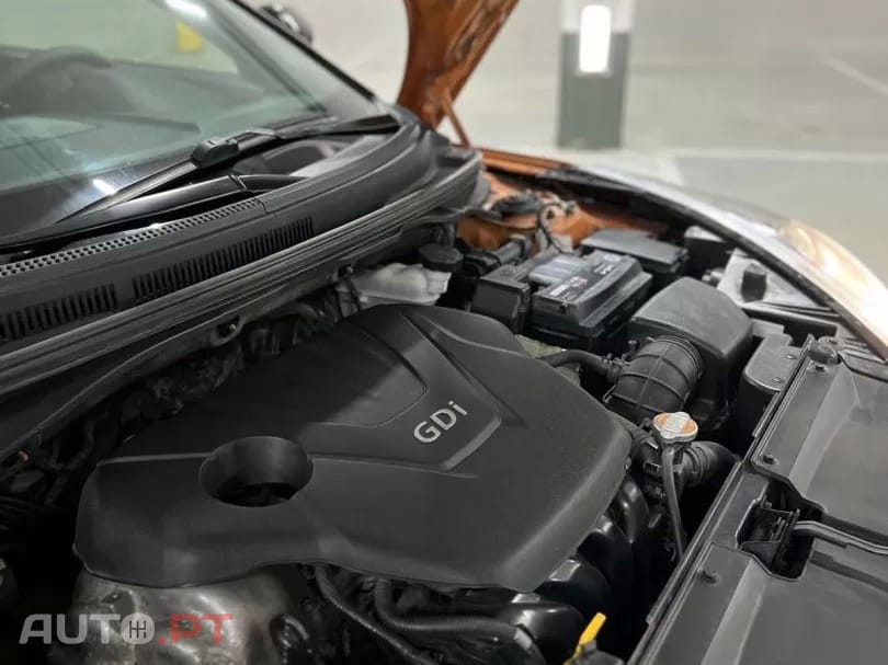 Hyundai Veloster 1.6 blue Premium