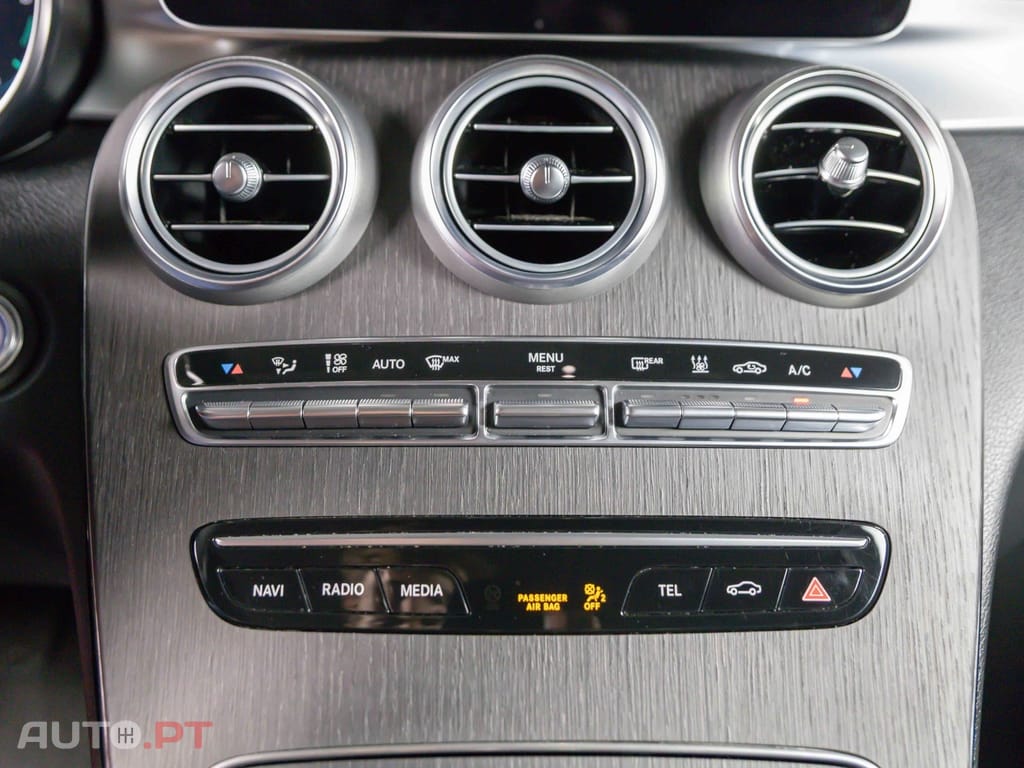 Mercedes-Benz C 300 de AMG Line
