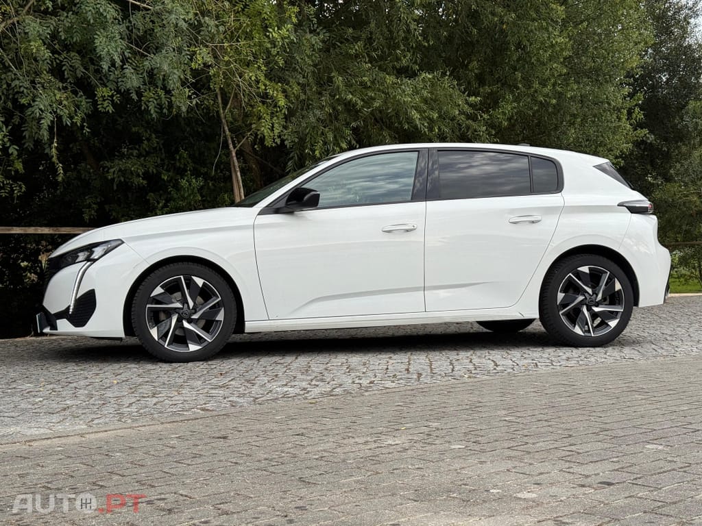 Peugeot 308 1.2 PureTech Allure EAT8