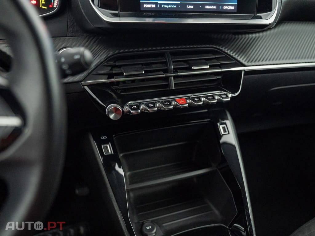 Peugeot E-208 50 kWh Active