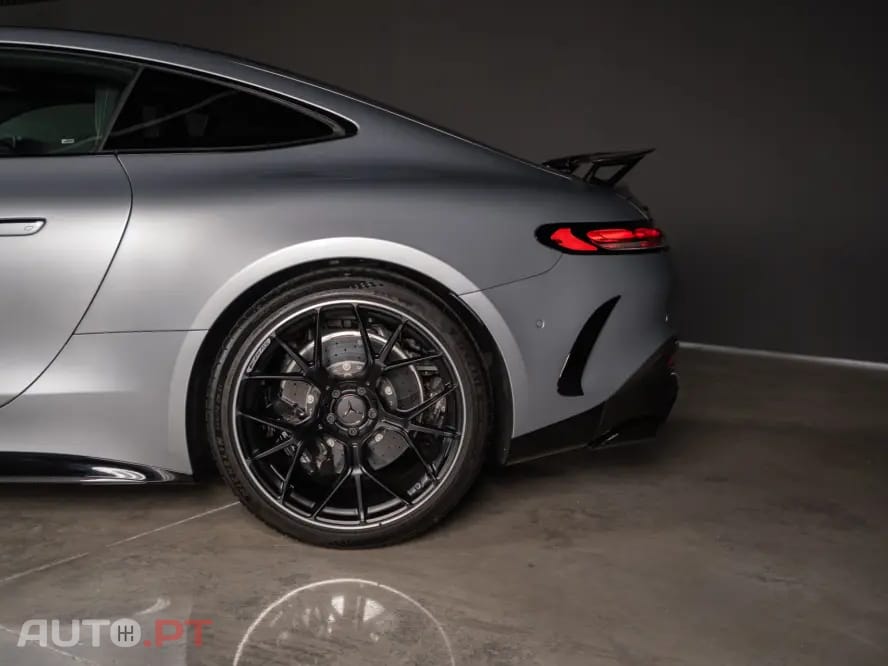 Mercedes-Benz AMG GT 63 PRO 4MATIC+ Speedshift.MCT 9G