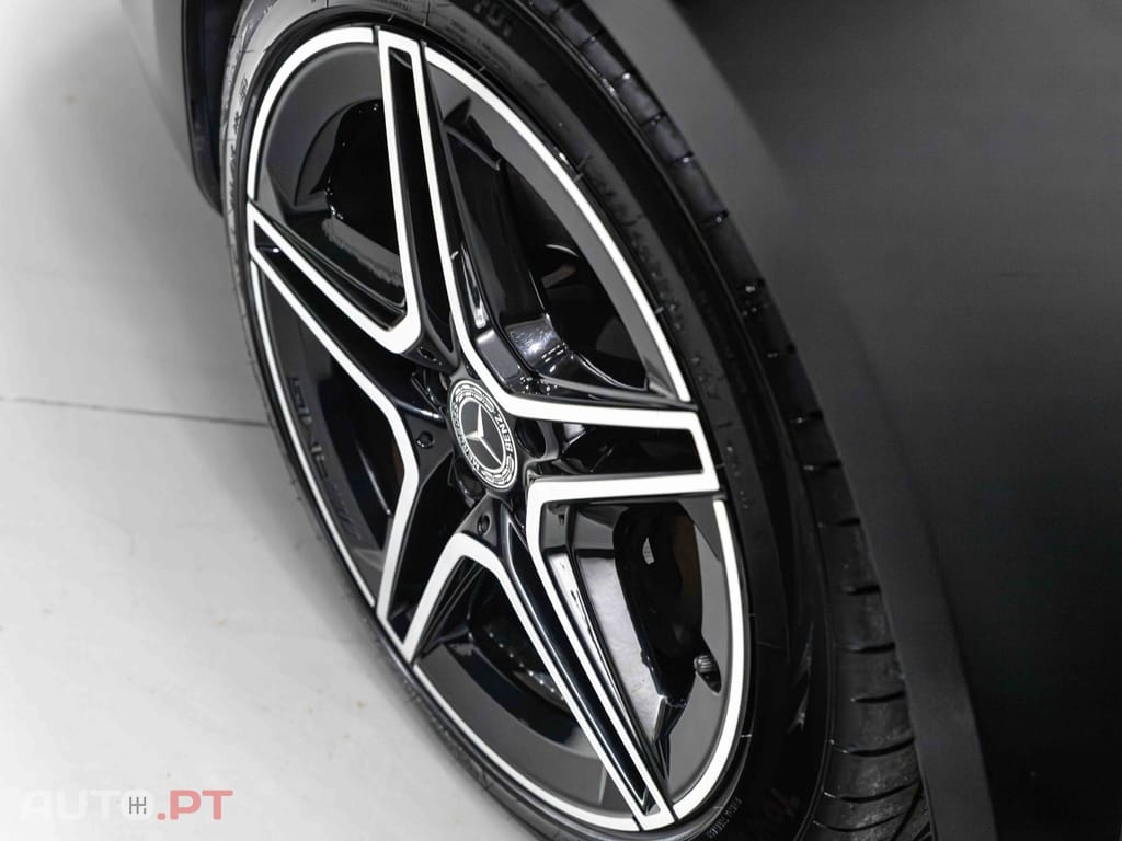 Mercedes-Benz V 300 d Longo Avantgarde