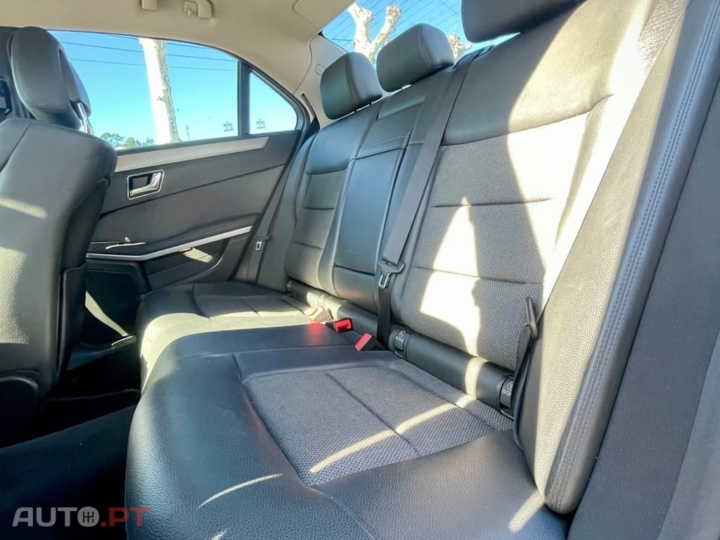 Mercedes-Benz E 220 CDI Auto Avantgarde