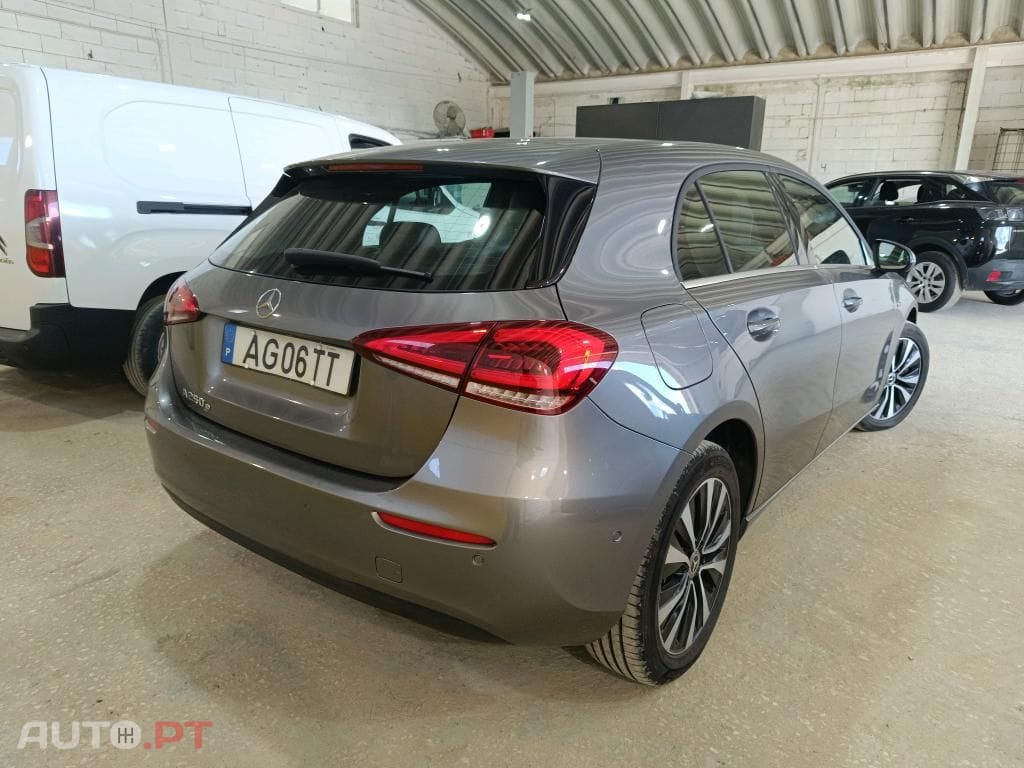 Mercedes-Benz A 250 e Style Plus