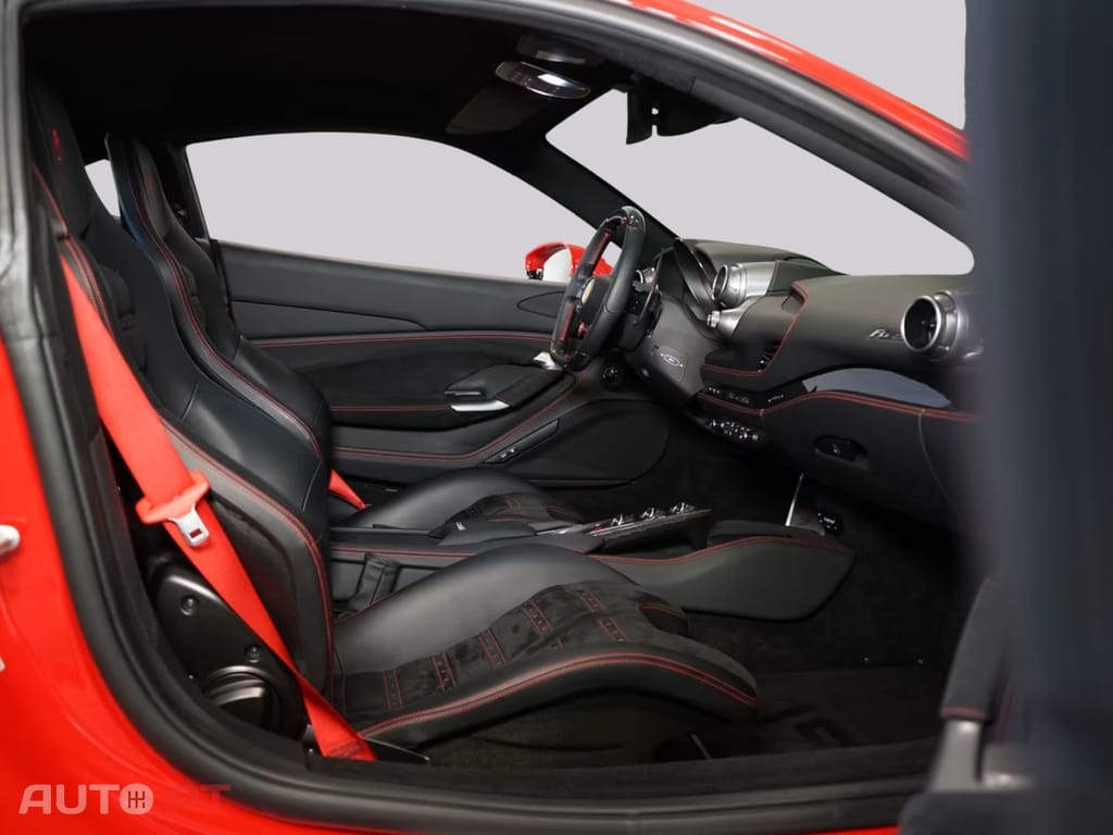 Ferrari F8 CARBON