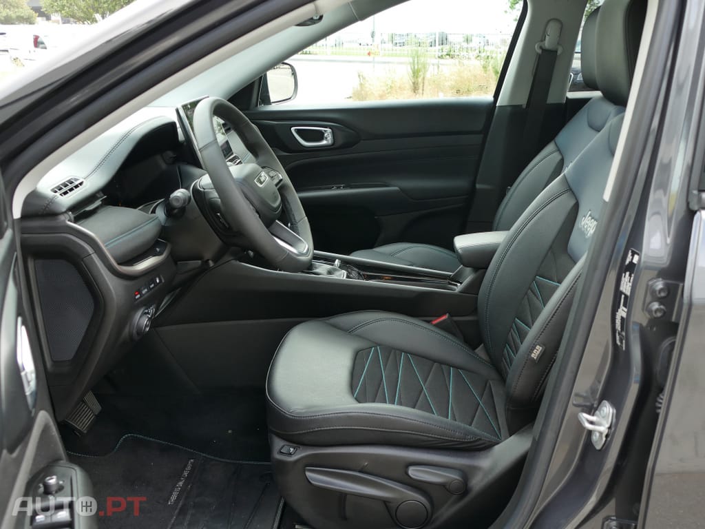 Jeep Compass 1.3 TG 4Xe Trailhawk