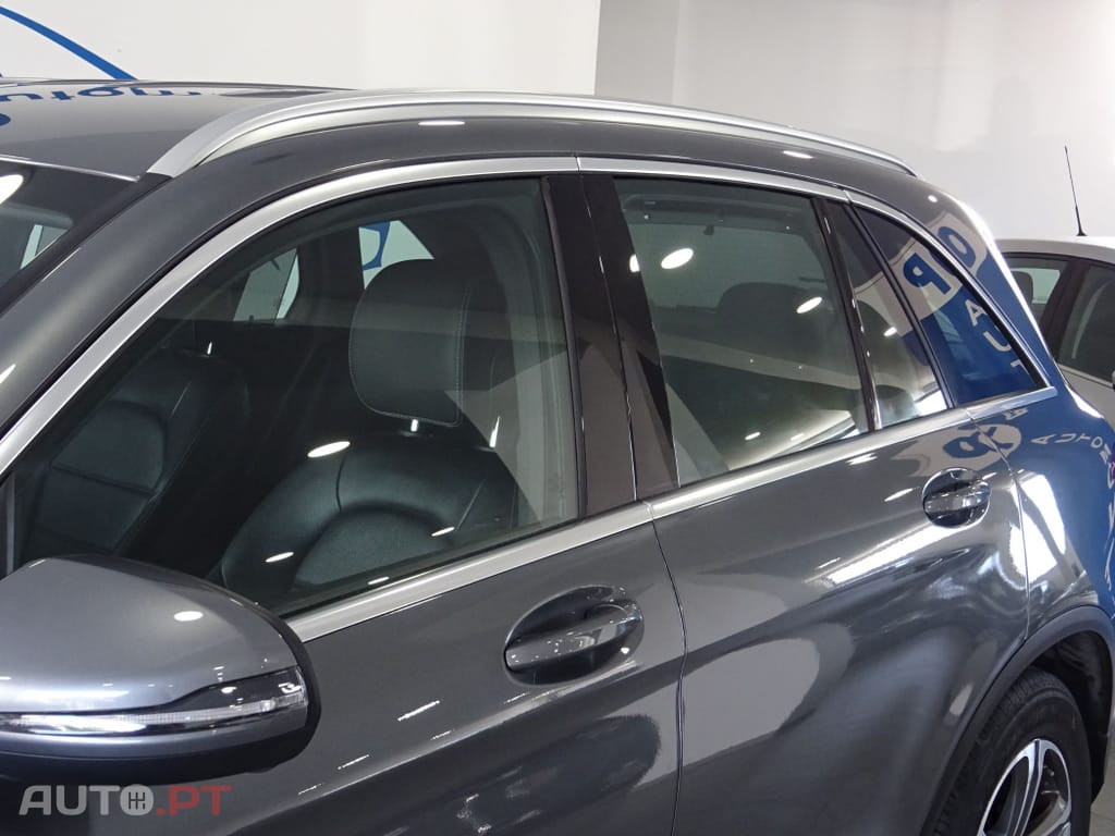 Mercedes-Benz GLC 220 d amg  Auto-9G 4Matic