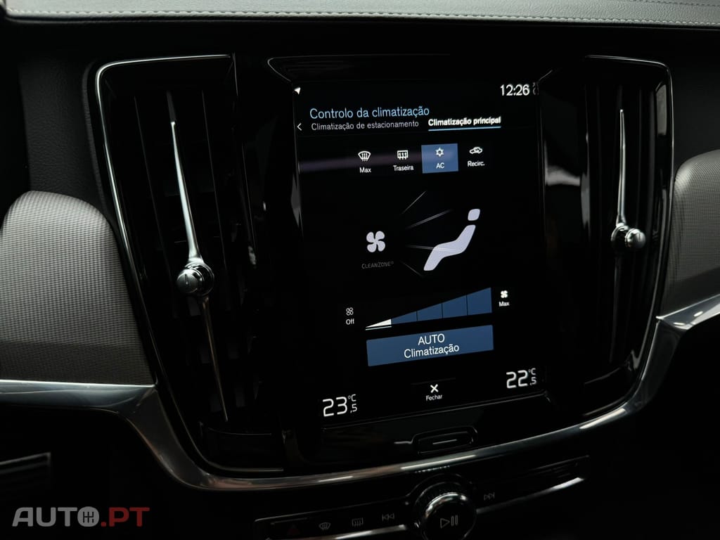 Volvo V90 2.0 T8 PHEV R-Design AWD