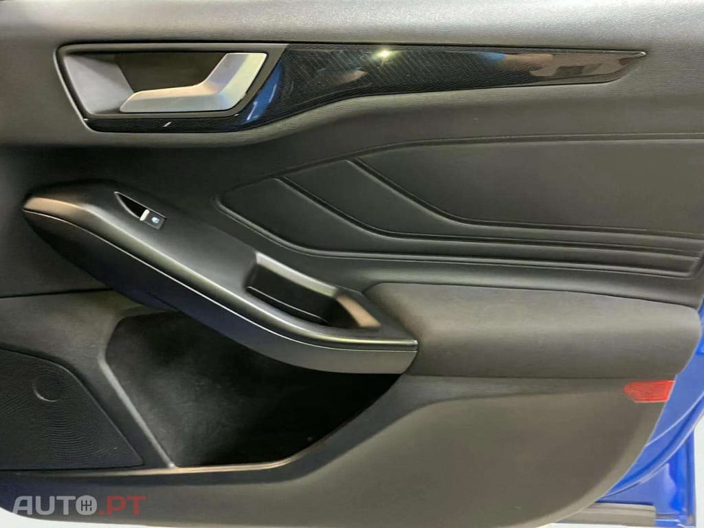 Ford Focus SW 1.0 EcoBoost ST-Line