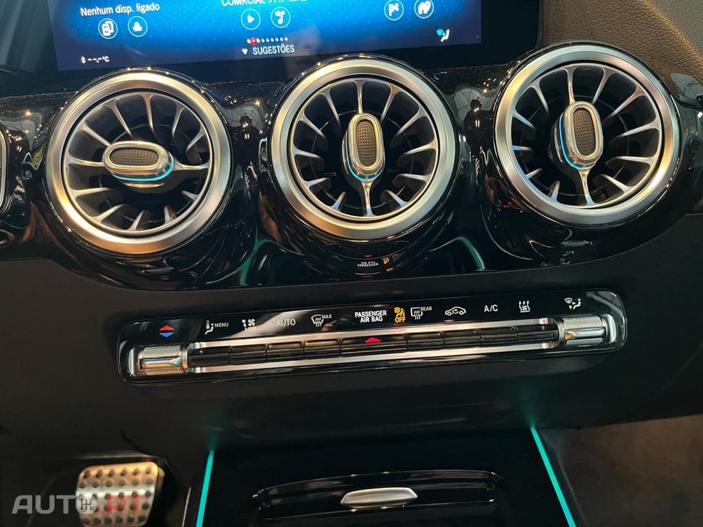 Mercedes-Benz GLA 250 e AMG LINE