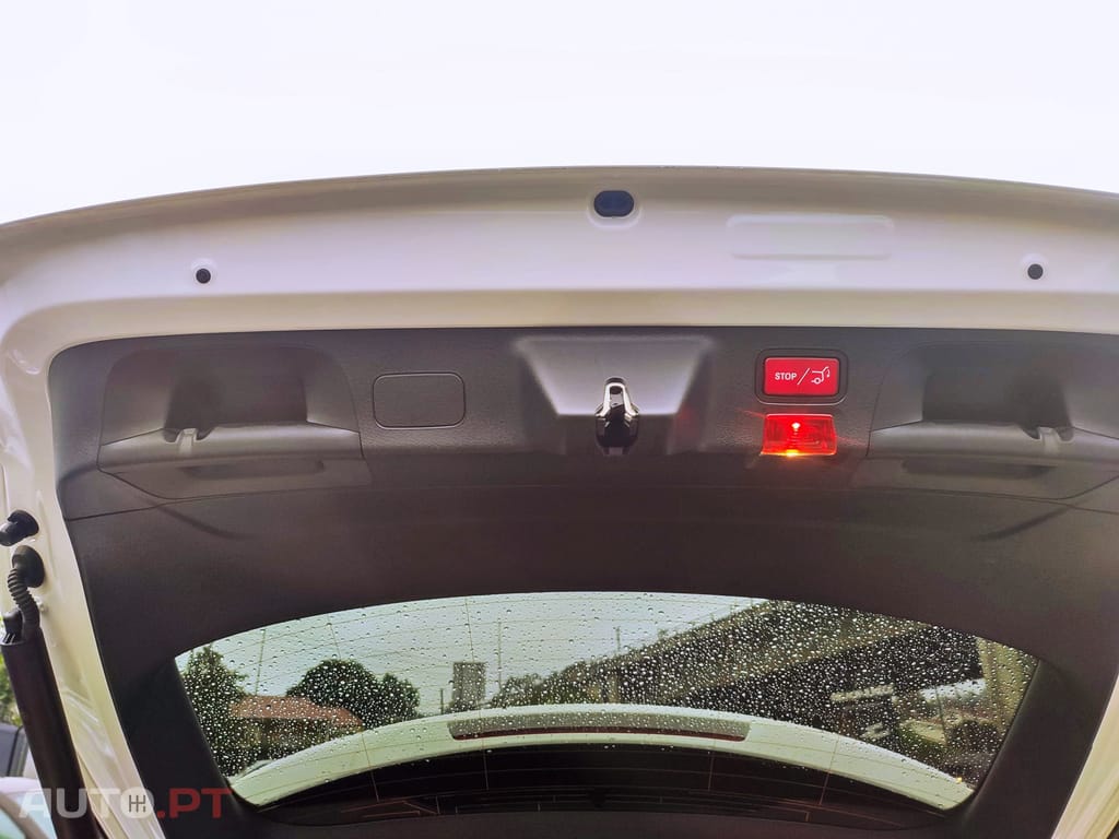 Mercedes-Benz CLA 250 e Shooting Brake AMG Line