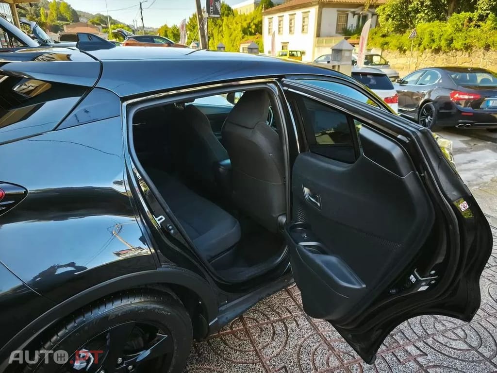 Toyota C-HR 1.8 HSD Comfort