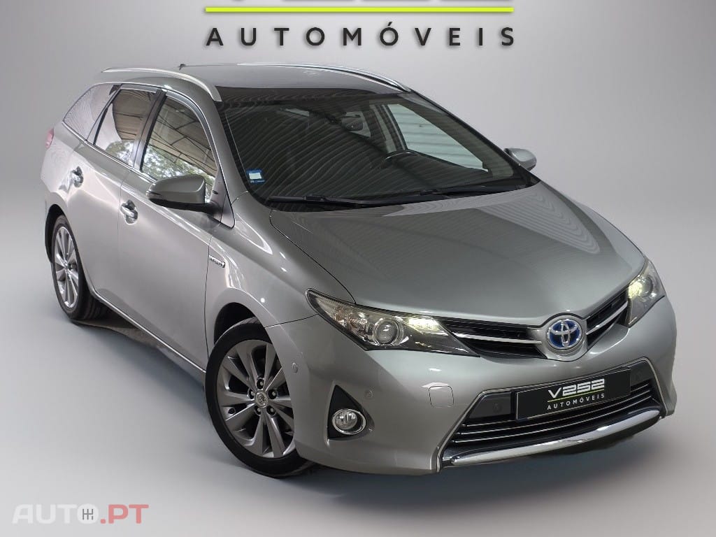 Toyota Auris 1.8 HSD Exclusive +TSS+Navi