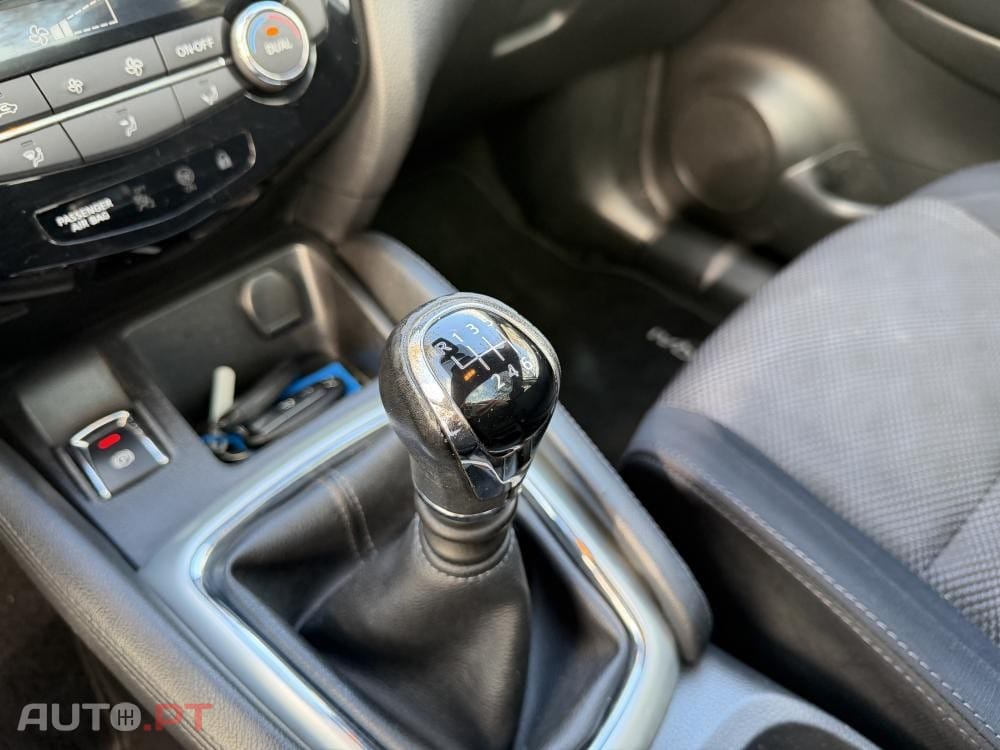 Nissan Qashqai 1.5 dCi N-Connecta Led