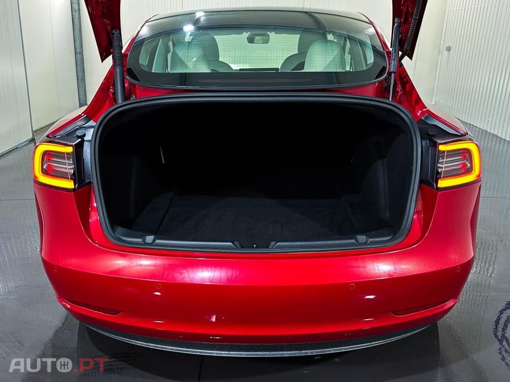 Tesla Model 3 Long Range AWD Dual Motor