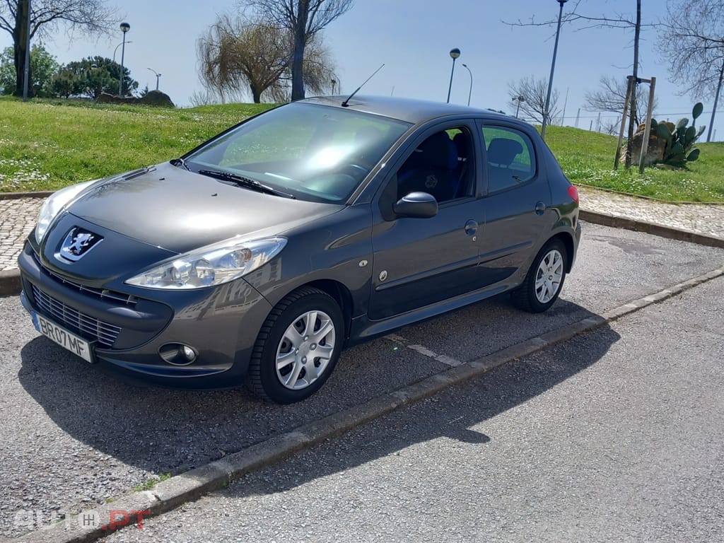 Peugeot 206 + 1.4 HDI Basis