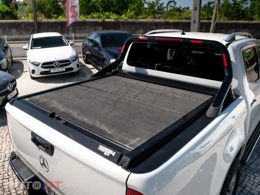 Mercedes-Benz X d Power 4-Matic