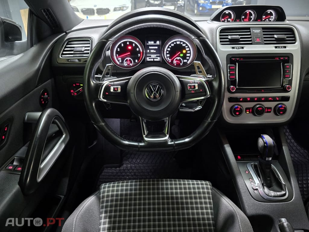 Volkswagen Scirocco 2.0 TSI BlueMotion DSG
