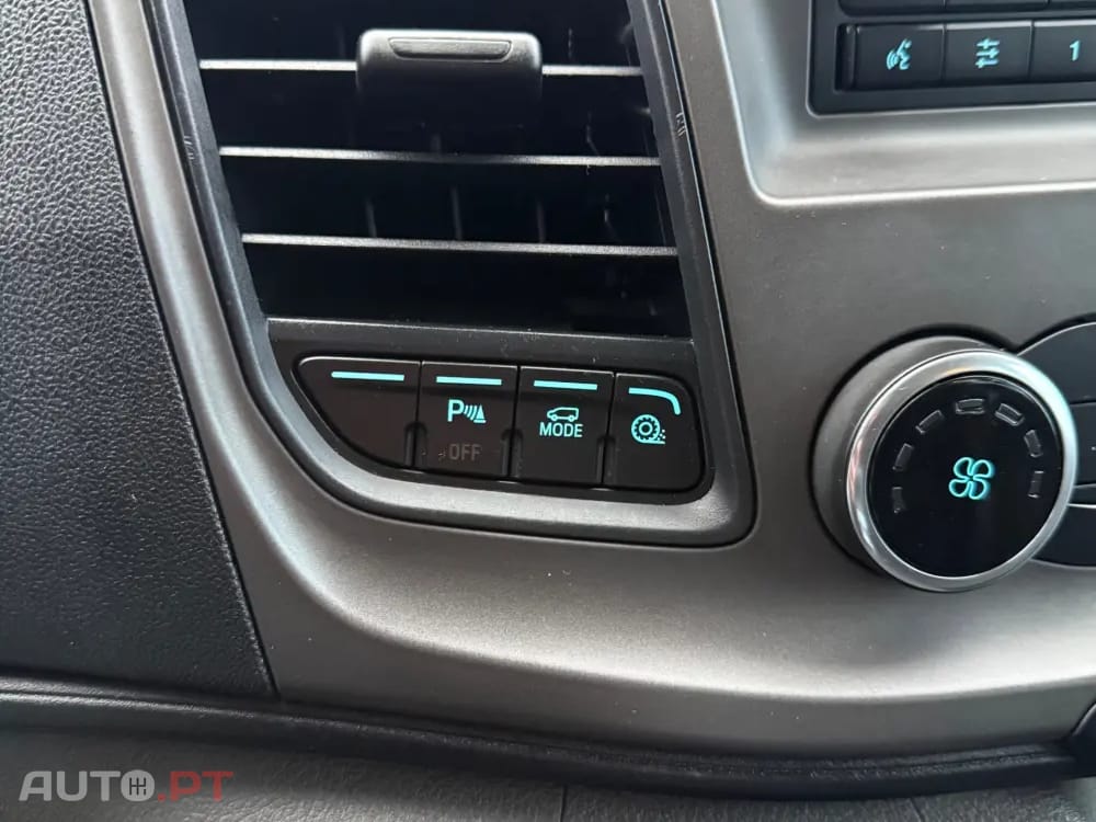 Ford Transit 330 L3 2.0 TDCi H2 Trend Antepara