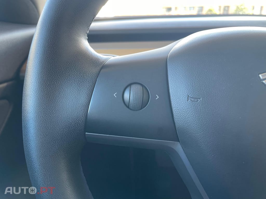 Tesla Model 3 Long-Range Dual Motor AWD