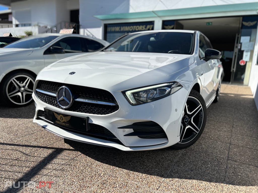 Mercedes-Benz A 250 e AMG Line