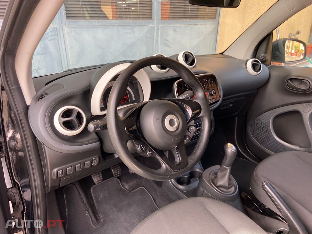 Smart ForTwo 1.0i Coupé