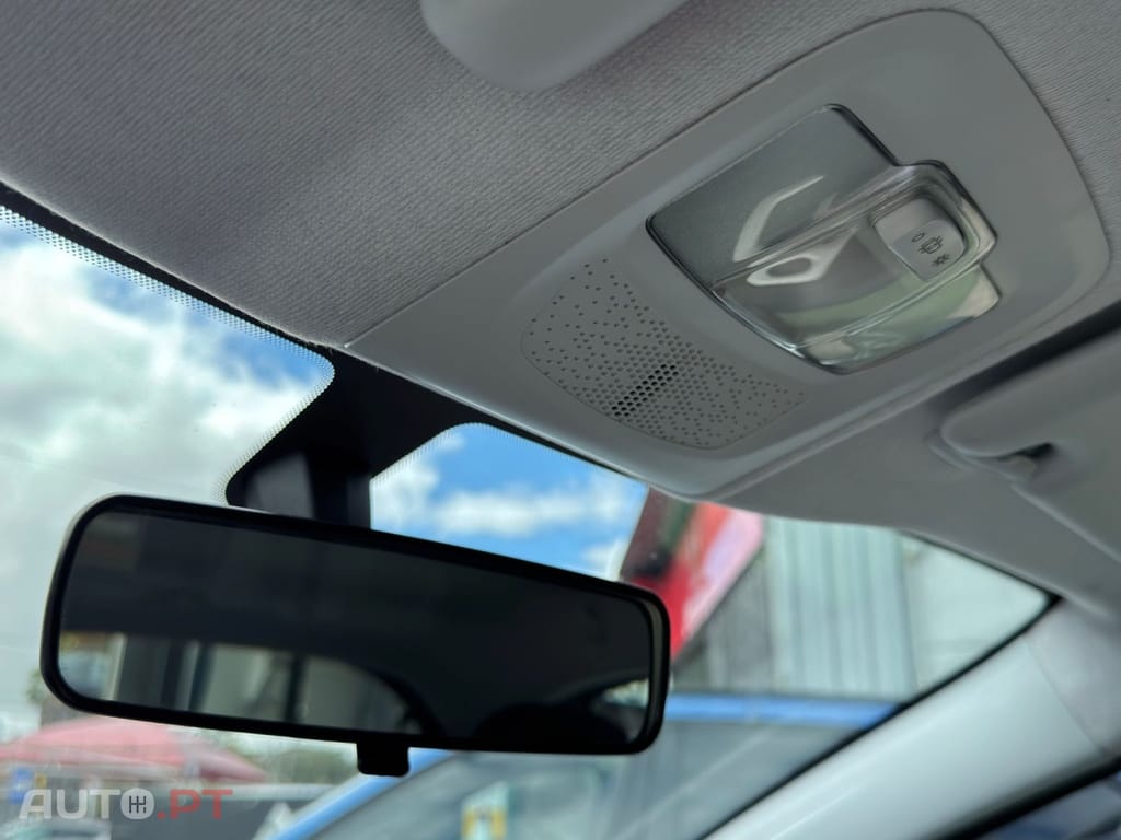 Peugeot 208 PureTech 68 Like — fotografia 15