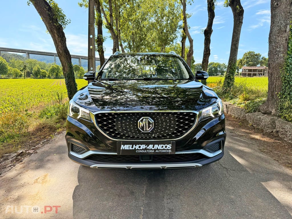 MG ZS EV 44.5 kWh Luxury
