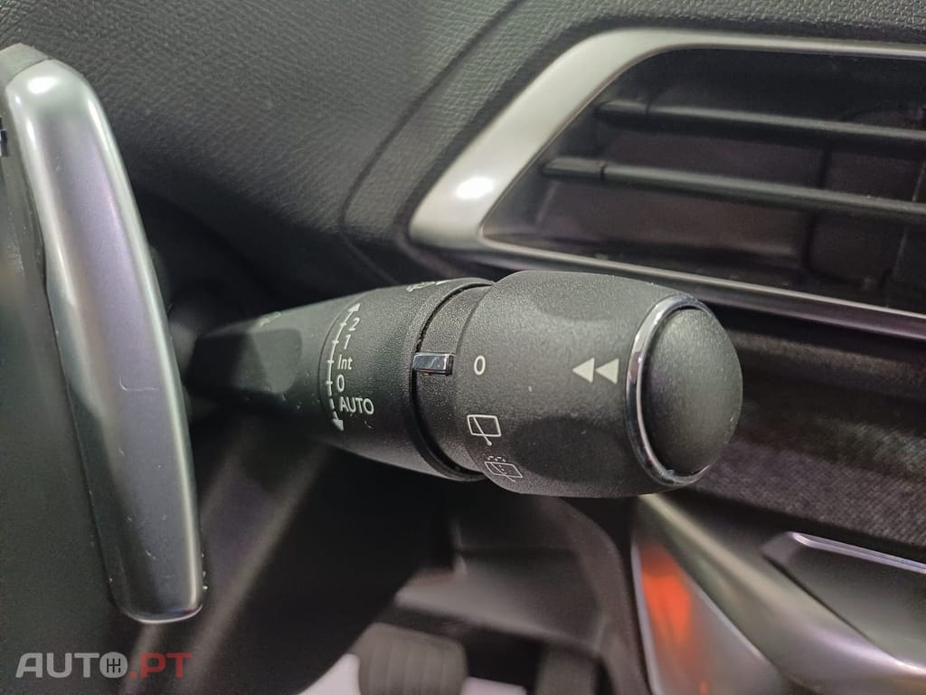 Peugeot 5008 1.5 BlueHDi Allure EAT8