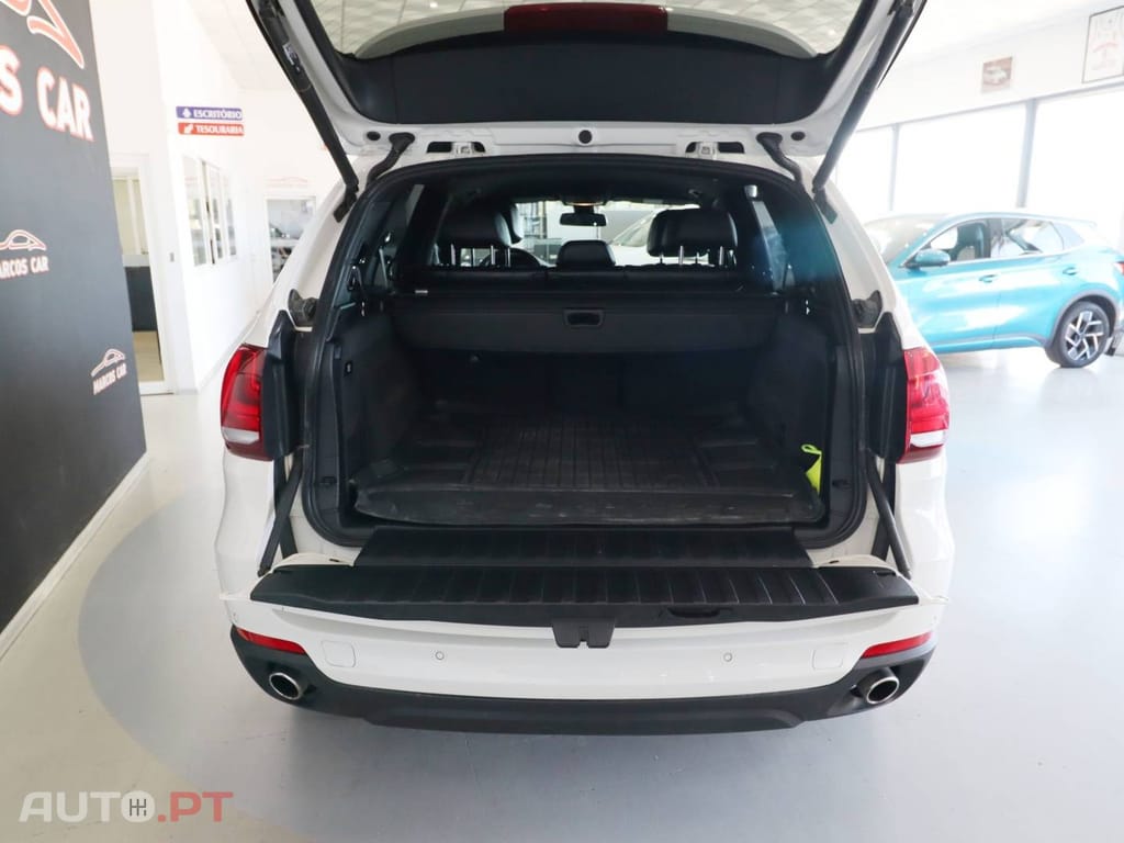 BMW X5 25 d sDrive Comfort 7L
