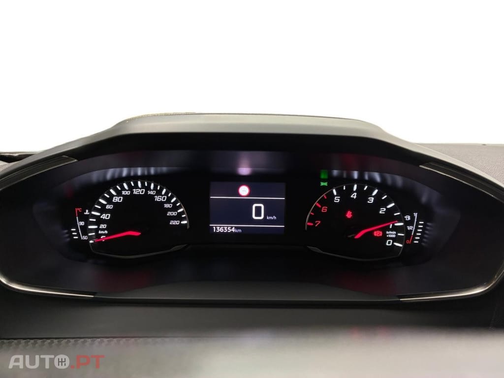 Peugeot 2008 1.2 PureTech Allure