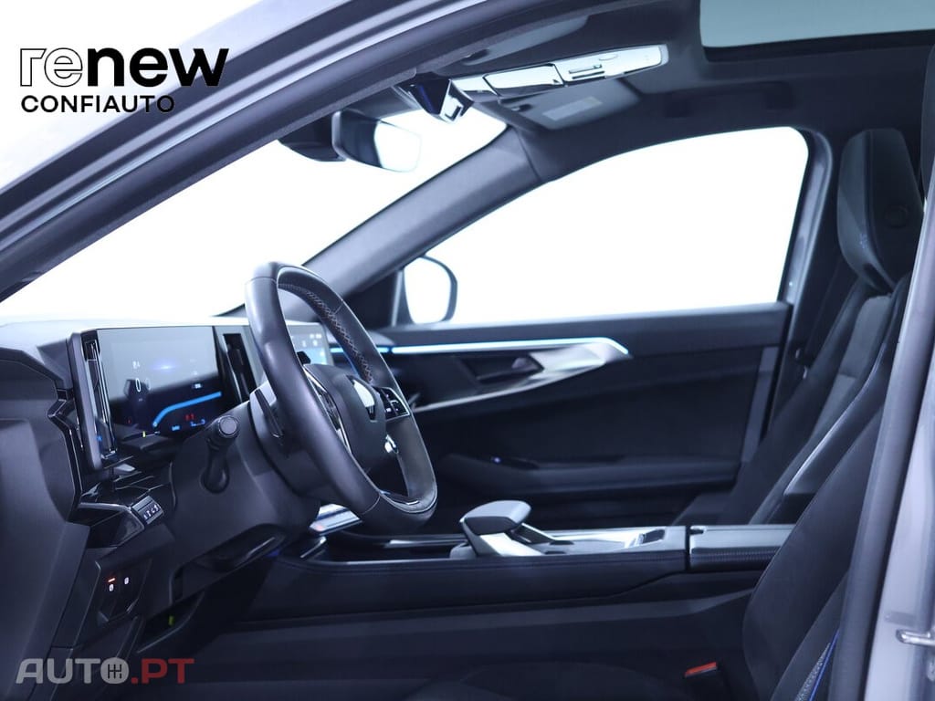 Renault Austral AUSTRAL 1.2 E-TECH FULL HYBRID ICONIC ESPRIT ALPIN