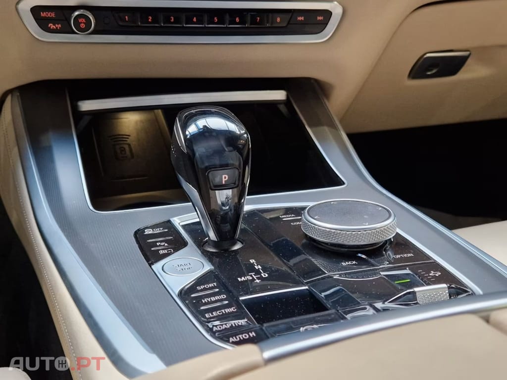 BMW X5 I.V.A DEDUTIVEL xDrive45e 