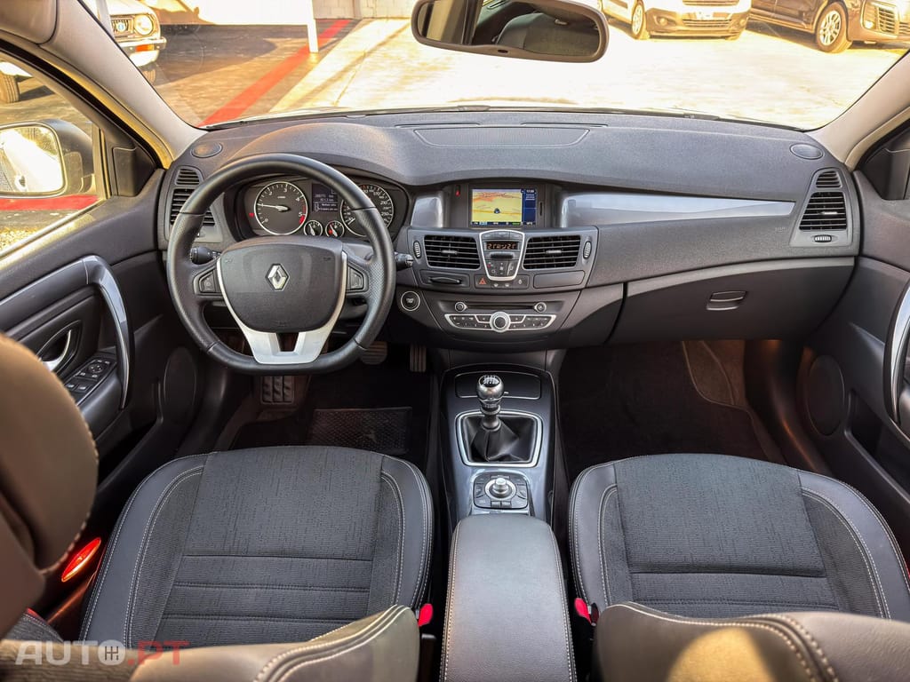 Renault Laguna Break 2.0 DCI 150 CV BLACK EDITION
