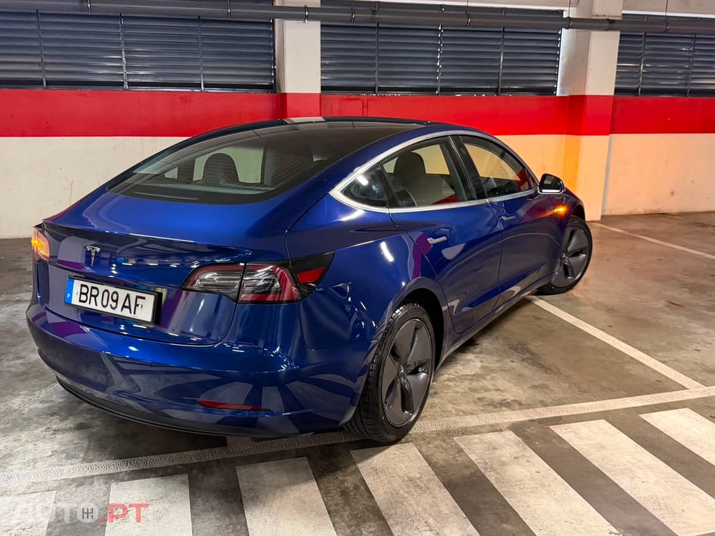 Tesla Model 3 Standard Range Plus RWD