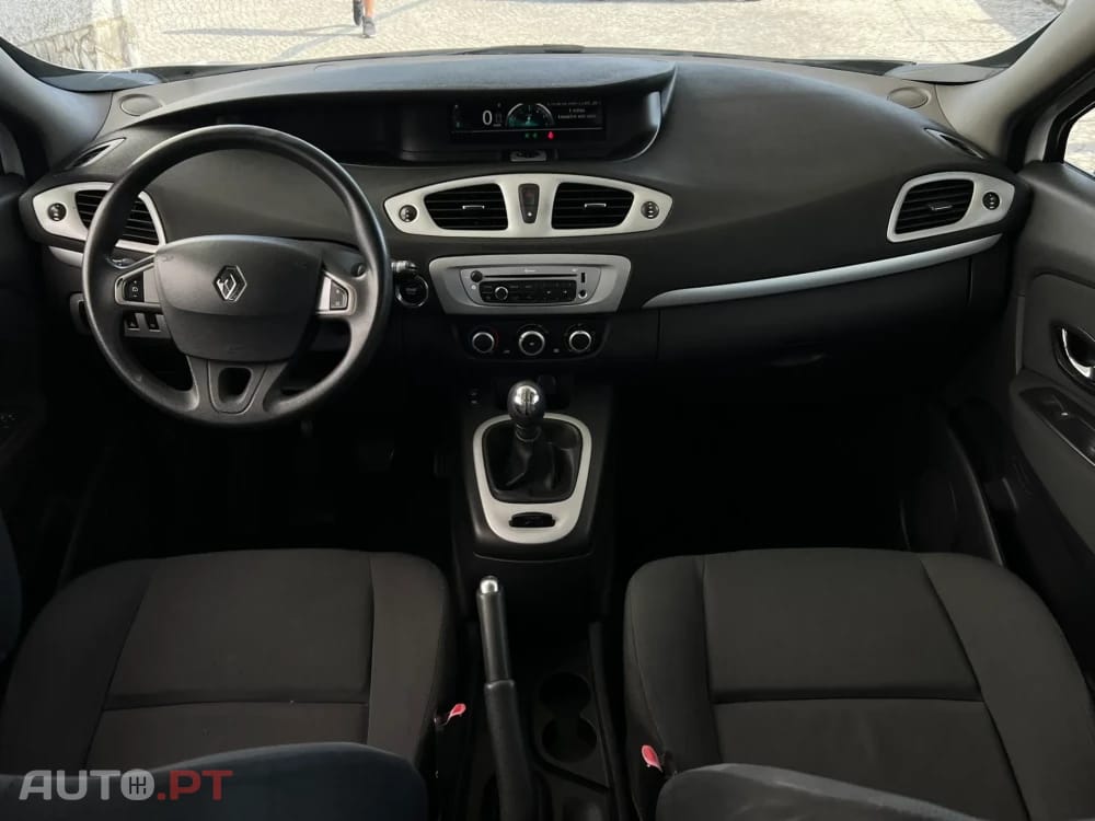 Renault Scénic 1.5 dCi Sport SS