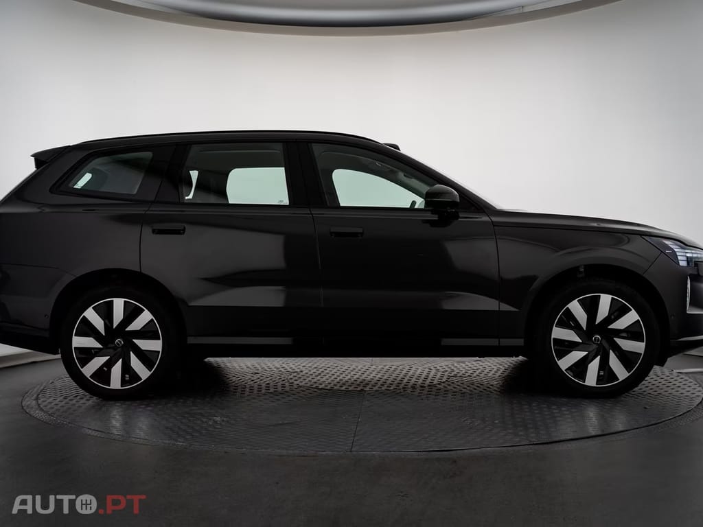 Volvo EX90 Twin Motor AWD Ultra (7L)