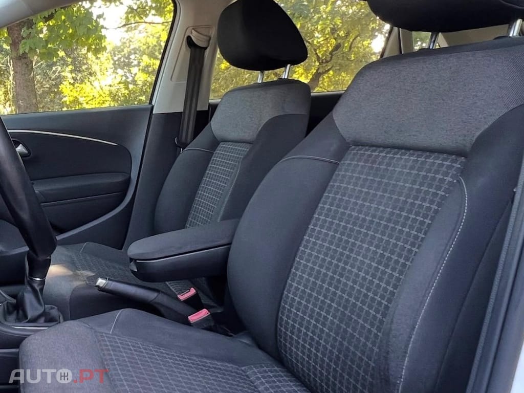 Volkswagen Polo 1.4 TDi Lounge