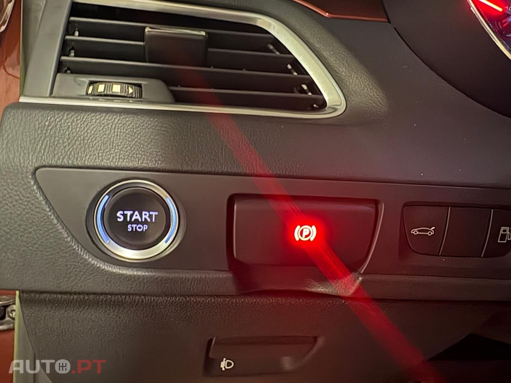 Peugeot 508 RXH 2.0 HDi Hybrid4 2-Tronic