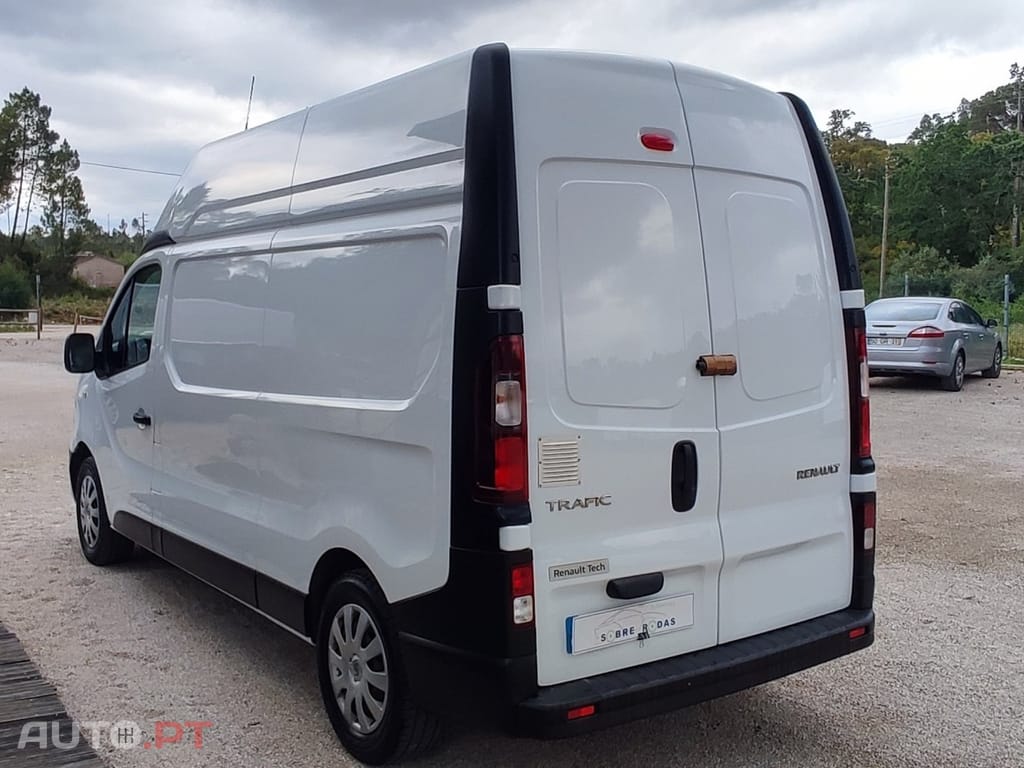 Renault Trafic 2.0 dCi L2H2 1.2T115