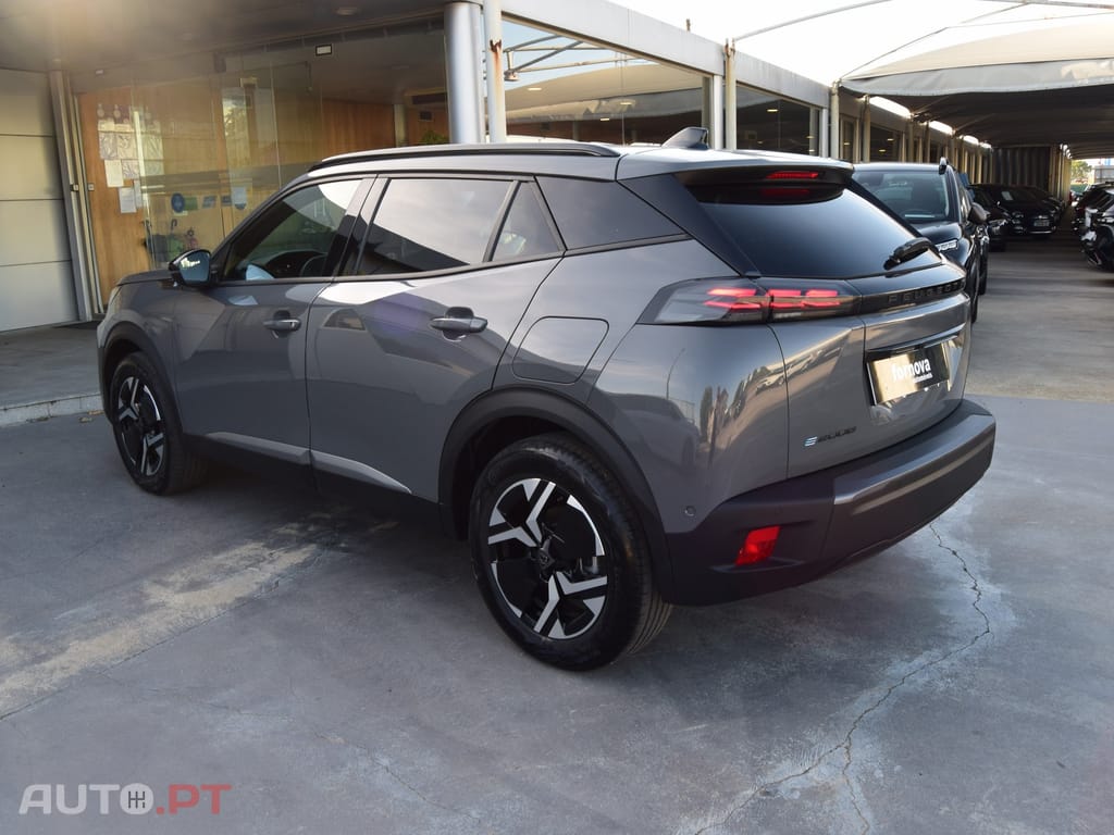 Peugeot E-2008 50 kWh Allure