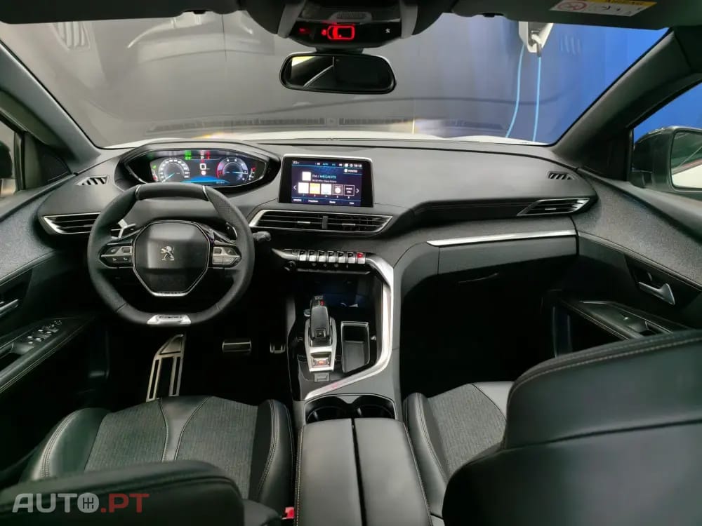 Peugeot 3008 1.5 BlueHDi Crossway EAT8