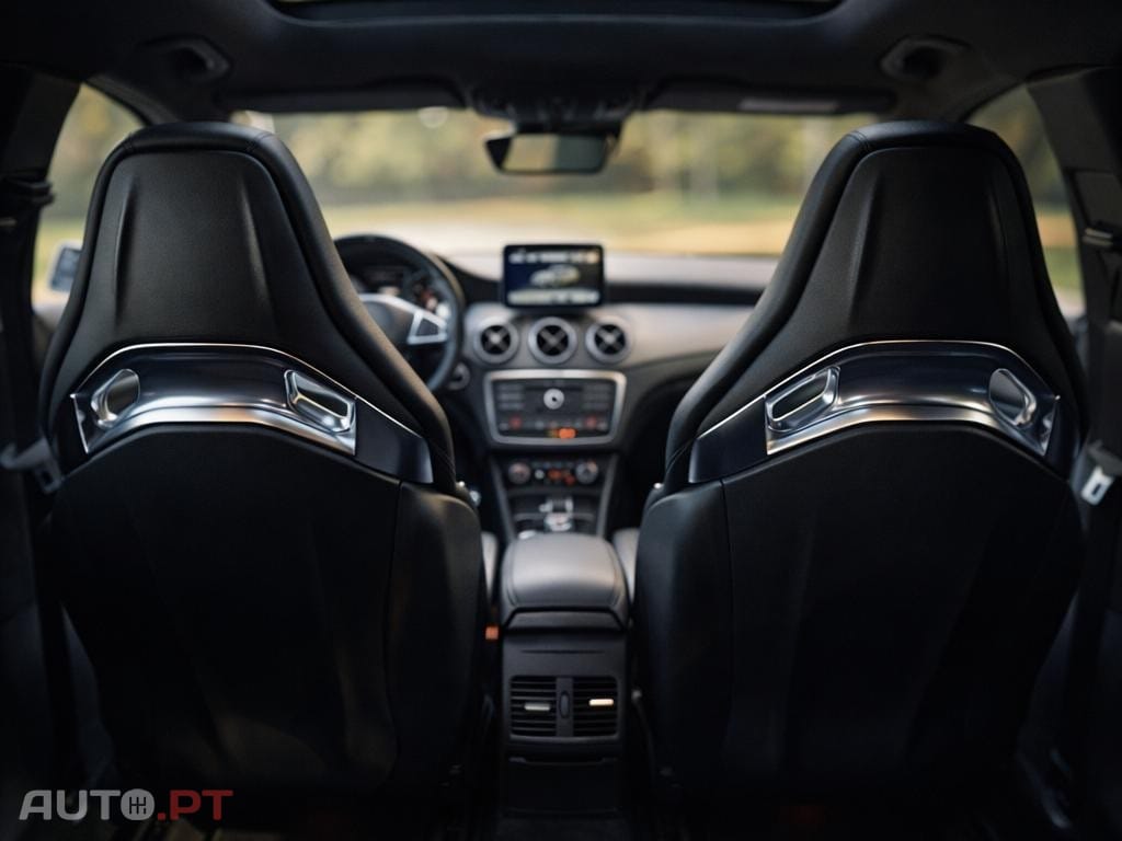 Mercedes-Benz GLA 45 AMG 4-Matic