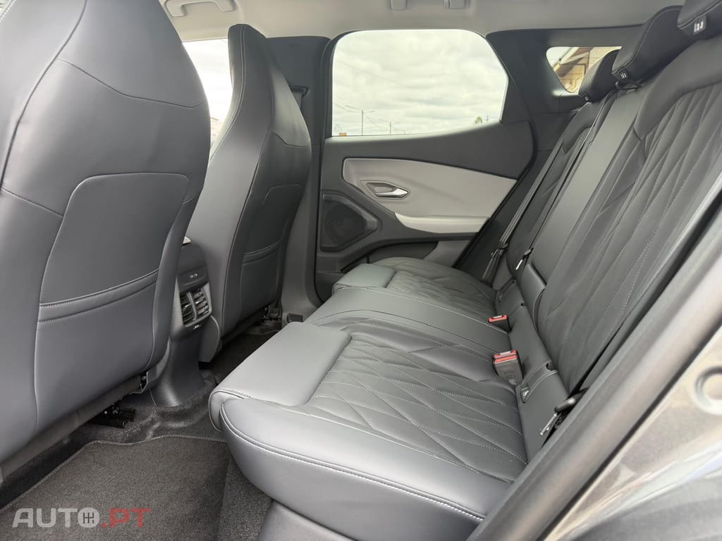 Ford Explorer Outro