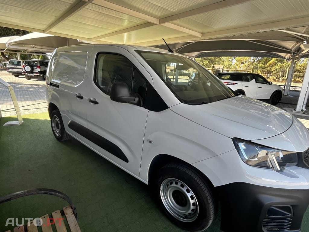 Peugeot Partner 1.6 BlueHDi L1 Premium 3L