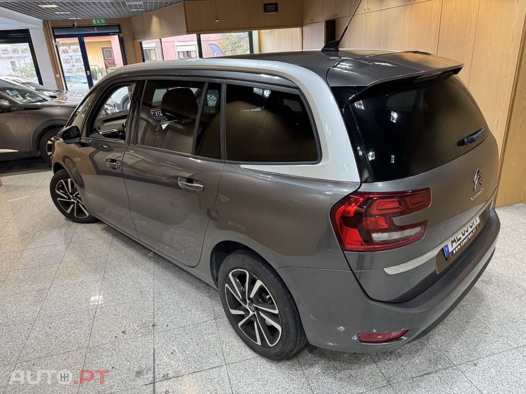 Citroen C4 SpaceTourer 1.5 BlueHDi Shine EAT8