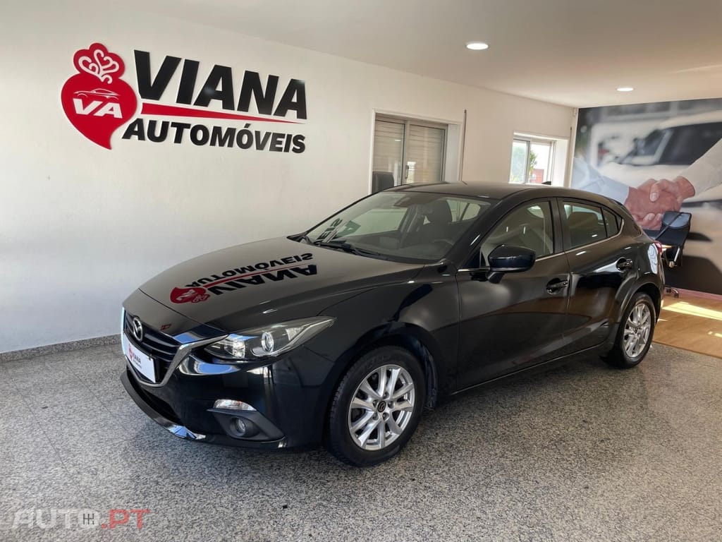 Mazda 3 1.5 Sky-D Evolve HS Navi