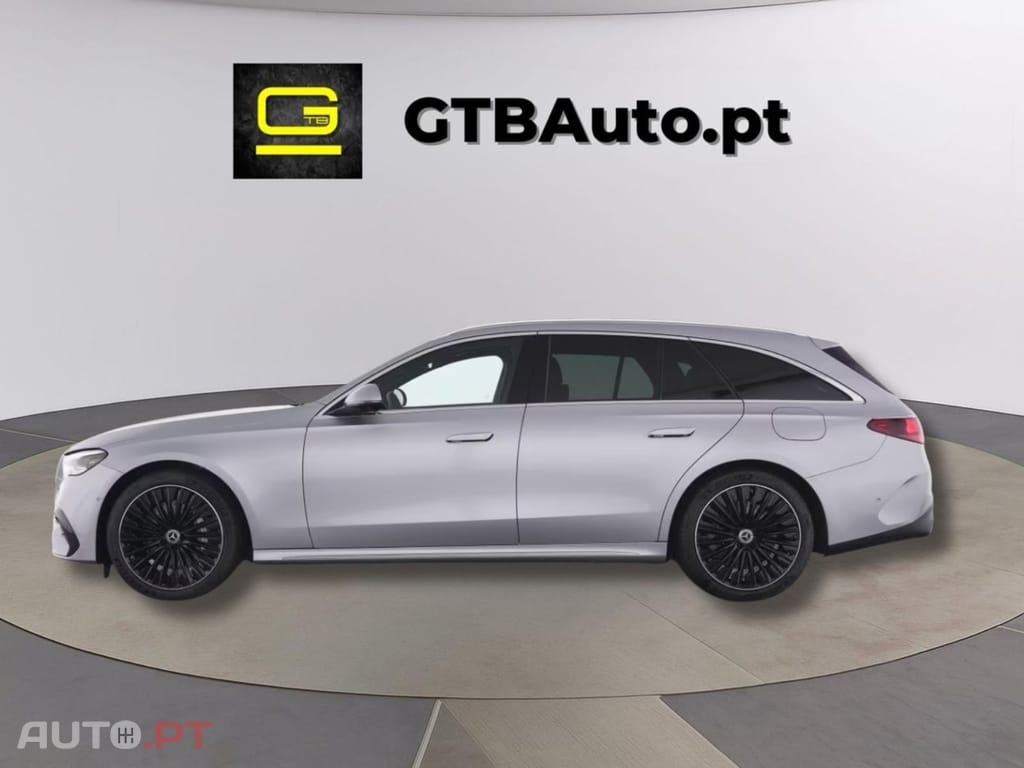 Mercedes-Benz E 300 I.V.A DEDUTIVEL T e AMG